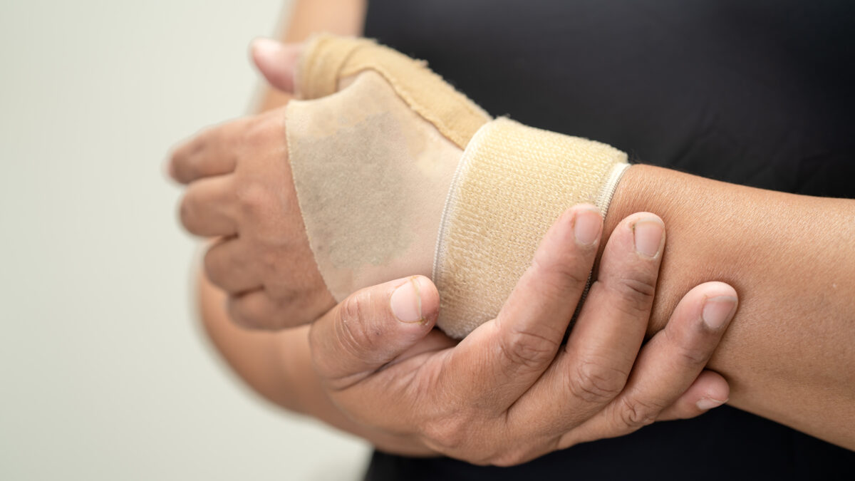 Photo of Wrist and thumb splint for management of De Quervain Syndrome